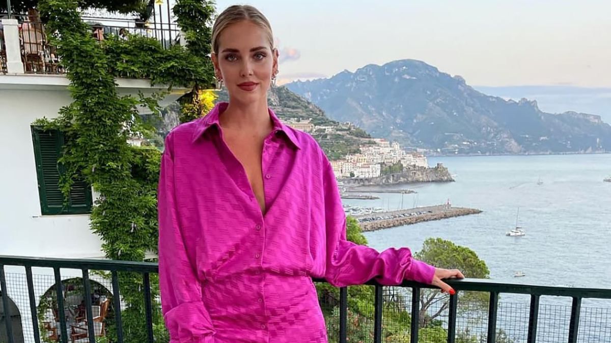 Як одягнутися в останні літні дні: модна ідея від італійки К’яри Ферраньї - Fashion Як одягнутися в останні літні дні: модна ідея від італійки К’яри Ферраньї - Fashion