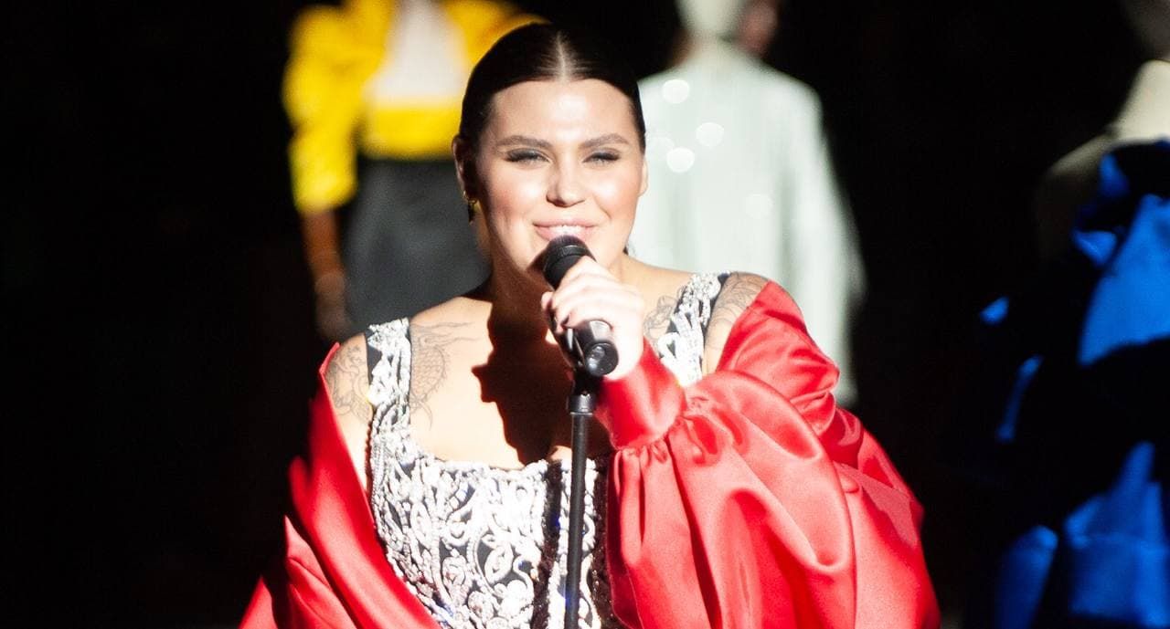 Солистки группы KAZKA на показе-шоу GASANOVA: чем еще поразил украинский бренд - Fashion Солистки группы KAZKA на показе-шоу GASANOVA: чем еще поразил украинский бренд - Fashion