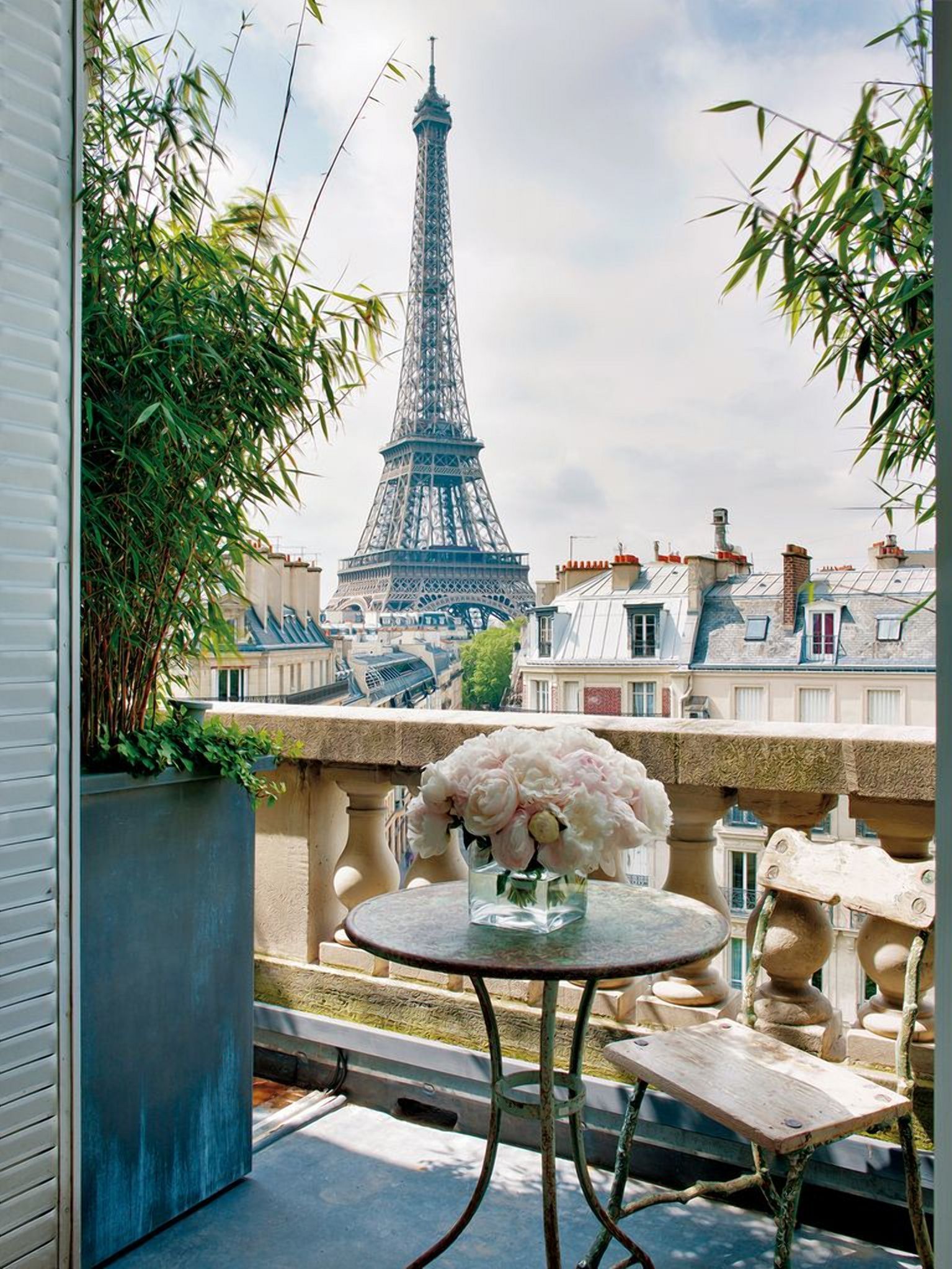 Апартаменты с видом на Эйфелевую башню: как выглядит квартира настоящего парижанина - Дизайн 24