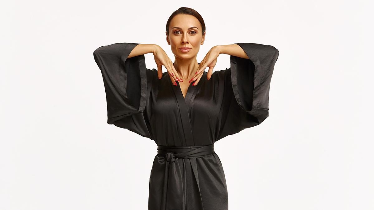 Dj NANA представила собственный бренд халатов для дома и выхода в свет: впечатляющая подборка