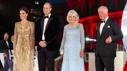 Потрясающая Кейт Миддлтон с принцем Уильямом и свекрами посетила премьеру "Джеймса Бонда"
