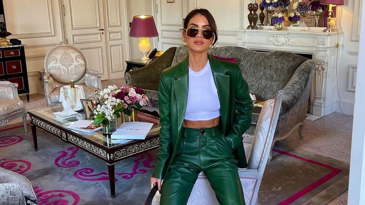 Зелений костюм для особливого випадку: Каміла Коельо демонструє розкішний образ - Fashion