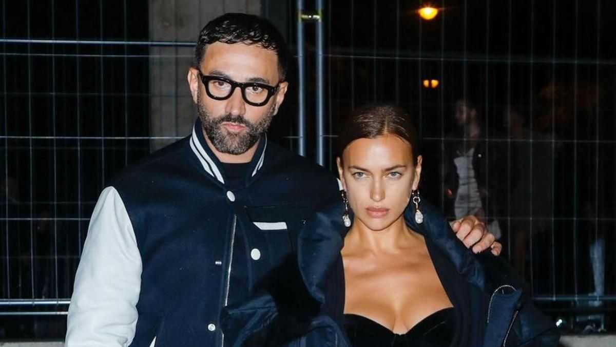 Ирина Шейк надела вечернее платье с объемным пуховиком: впечатляющий аутфит Ирина Шейк надела вечернее платье с объемным пуховиком: впечатляющий аутфит