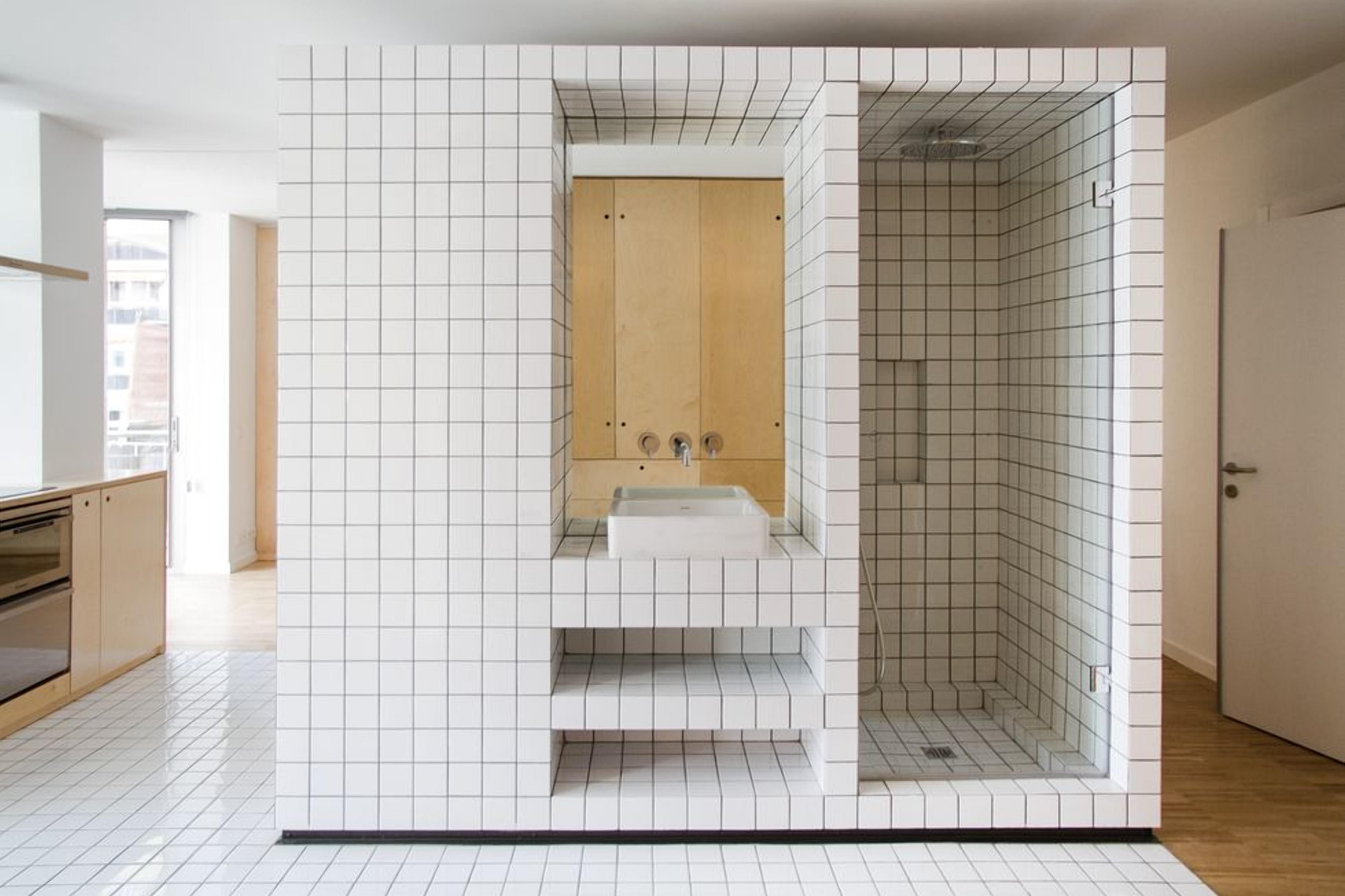 Дивовижне планування: як виглядає сучасна квартира з душовою кабіною посеред кухні - Дизайн 24