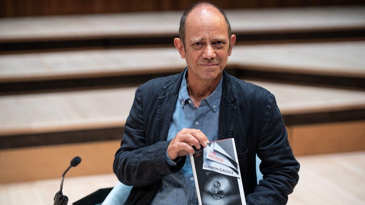 Букерівська премія-2021: нагороду отримав письменник з ПАР - Lifestyle 24 Букерівська премія-2021: нагороду отримав письменник з ПАР - Lifestyle 24