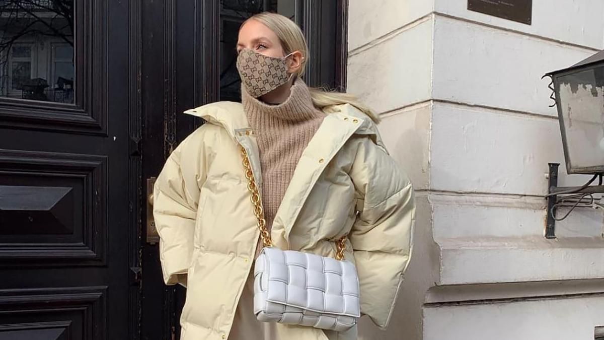 Як цікаво носити пуховик: 3 нові способи, які вам сподобаються – стильні фото - Fashion Як цікаво носити пуховик: 3 нові способи, які вам сподобаються – стильні фото - Fashion