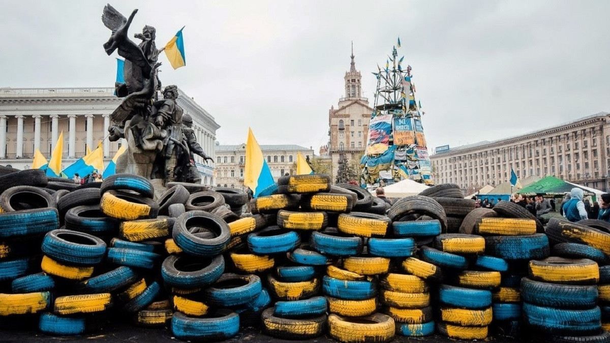 Картинки с Днем Достоинства и Свободы Украины 2021: поздравления, открытки