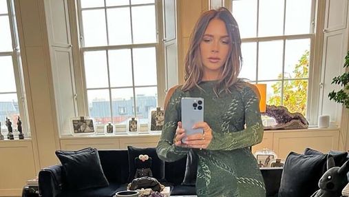 Вікторія Бекхем показала найкращу сукню 2022 року: стильний кадр