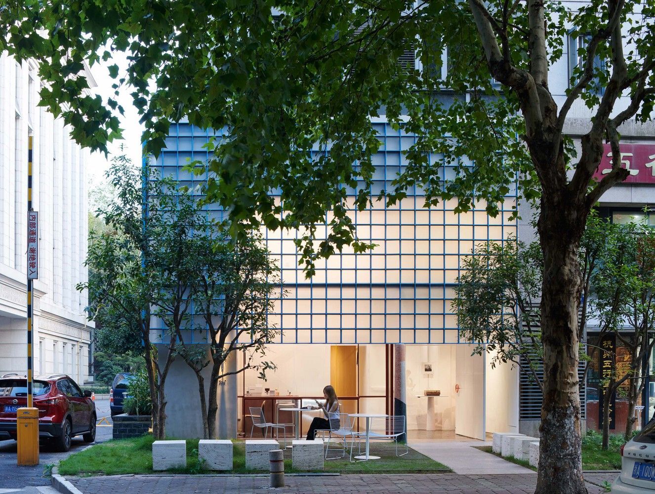 Витонченість скла: неймовірний заклад у Ханчжоу - Дизайн 24 Витонченість скла: неймовірний заклад у Ханчжоу - Дизайн 24