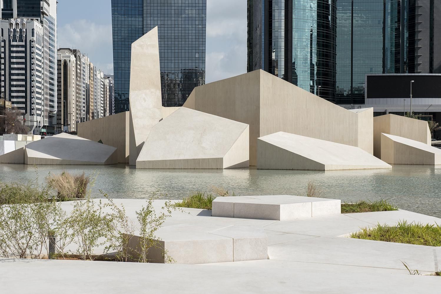 Подражание природе в мегаполисе: в ОАЭ создали фантастическое общественное пространство - Дизайн 24