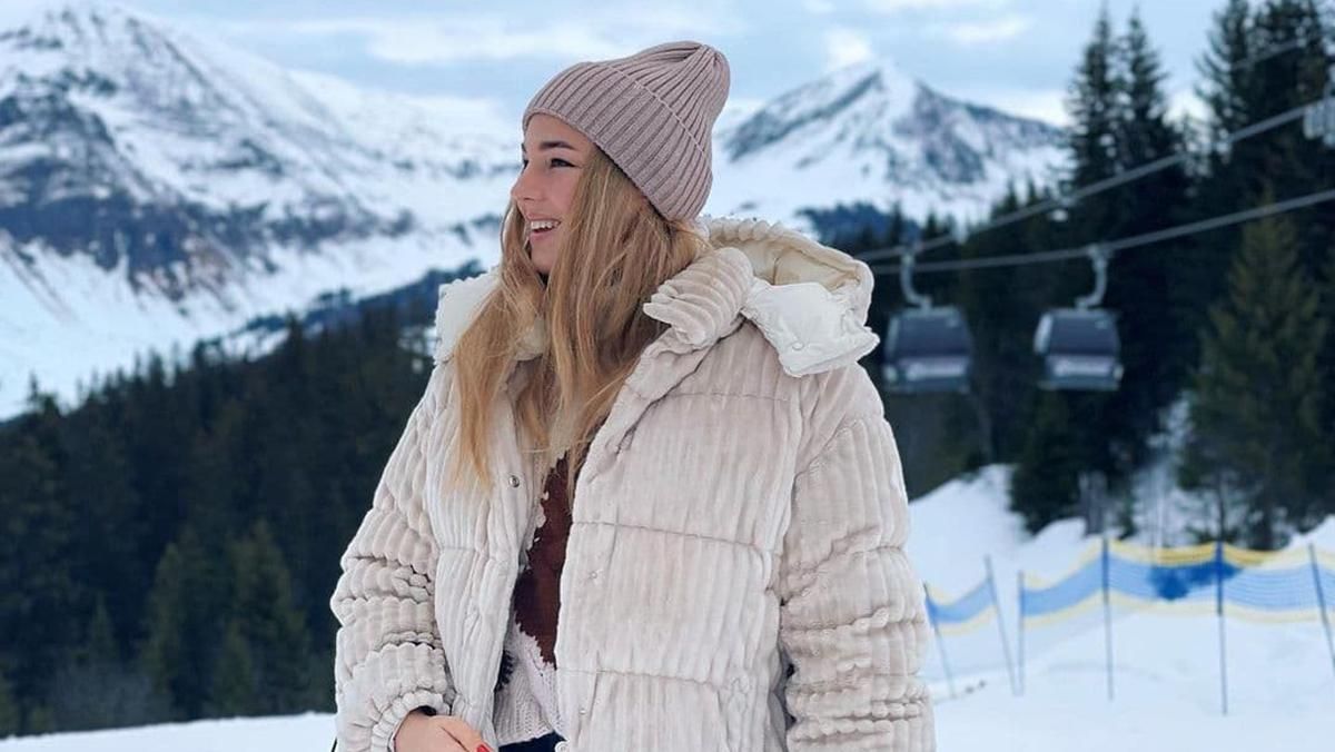 С сумкой Prada за 54 тысячи гривен: Дарья Билодид продемонстрировала стильный зимний образ С сумкой Prada за 54 тысячи гривен: Дарья Билодид продемонстрировала стильный зимний образ