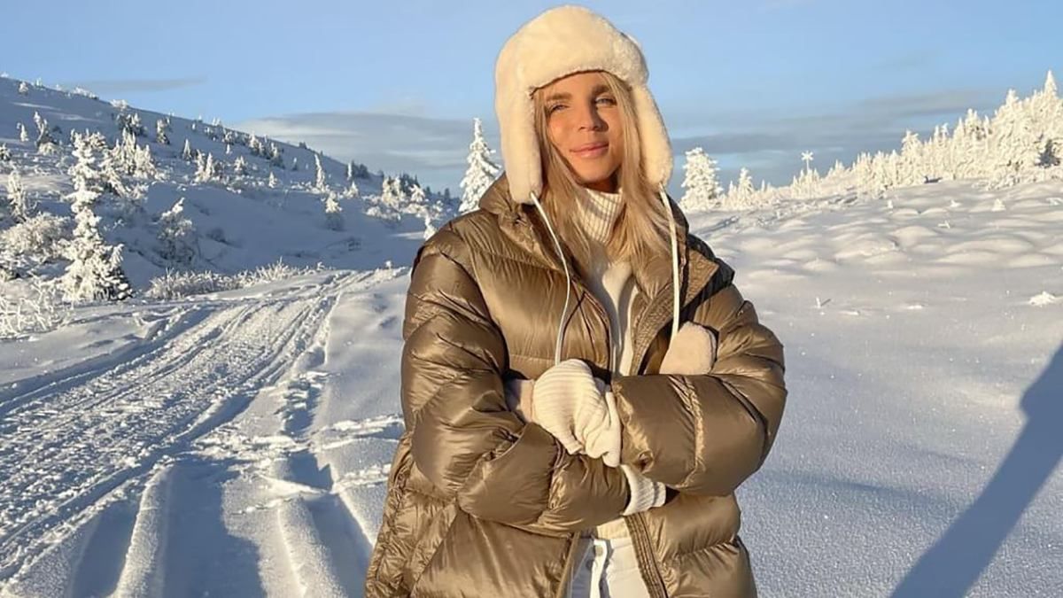 Как одеться на отдых в Карпаты: подборка стильных образов от модных блогеров Как одеться на отдых в Карпаты: подборка стильных образов от модных блогеров