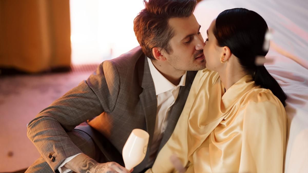 Євген Кот знявся у бездоганній фотосесії зі своєю дружиною: вишукані кадри - Fashion