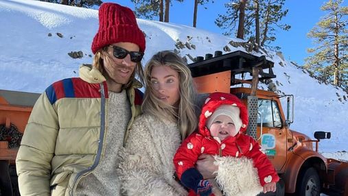 "Ангел" Victoria's Secret Эльза Хоск показала редкие фото своей семьи: стильный зимний образ