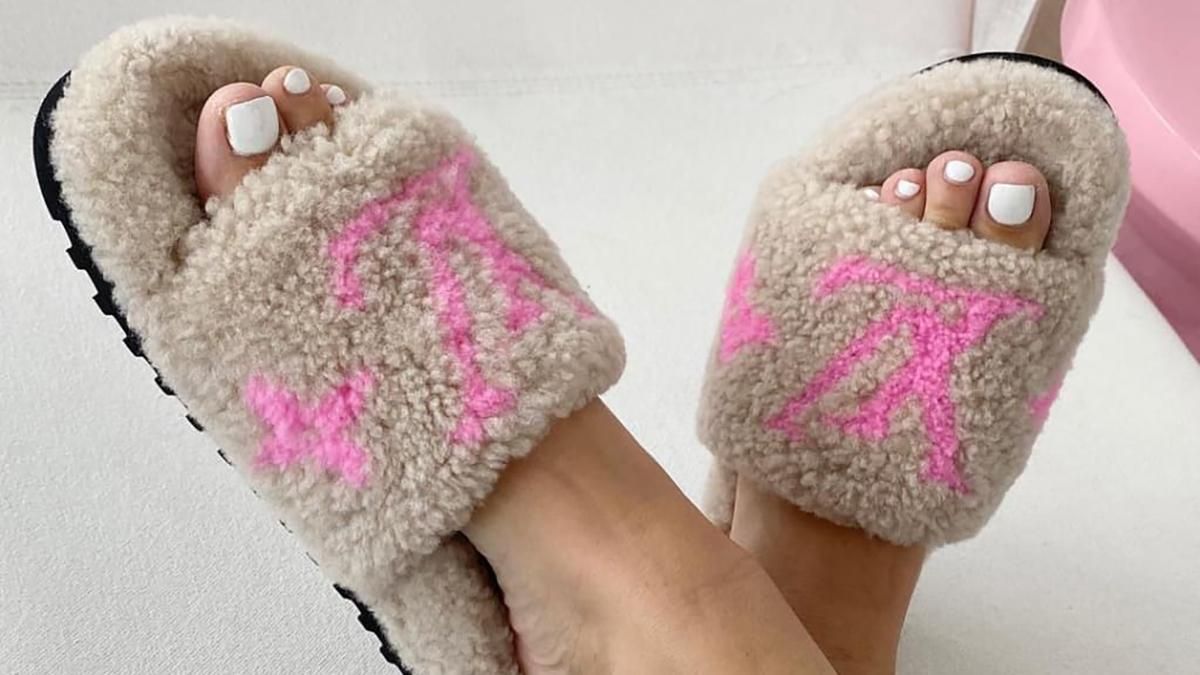 Найпопулярніше взуття у 2022 році: розкішні моделі, які вам сподобаються - Fashion Найпопулярніше взуття у 2022 році: розкішні моделі, які вам сподобаються - Fashion