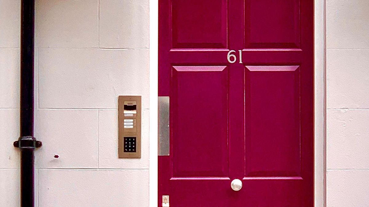 Бюджетні способи: як відновити старі двері - Дизайн 24