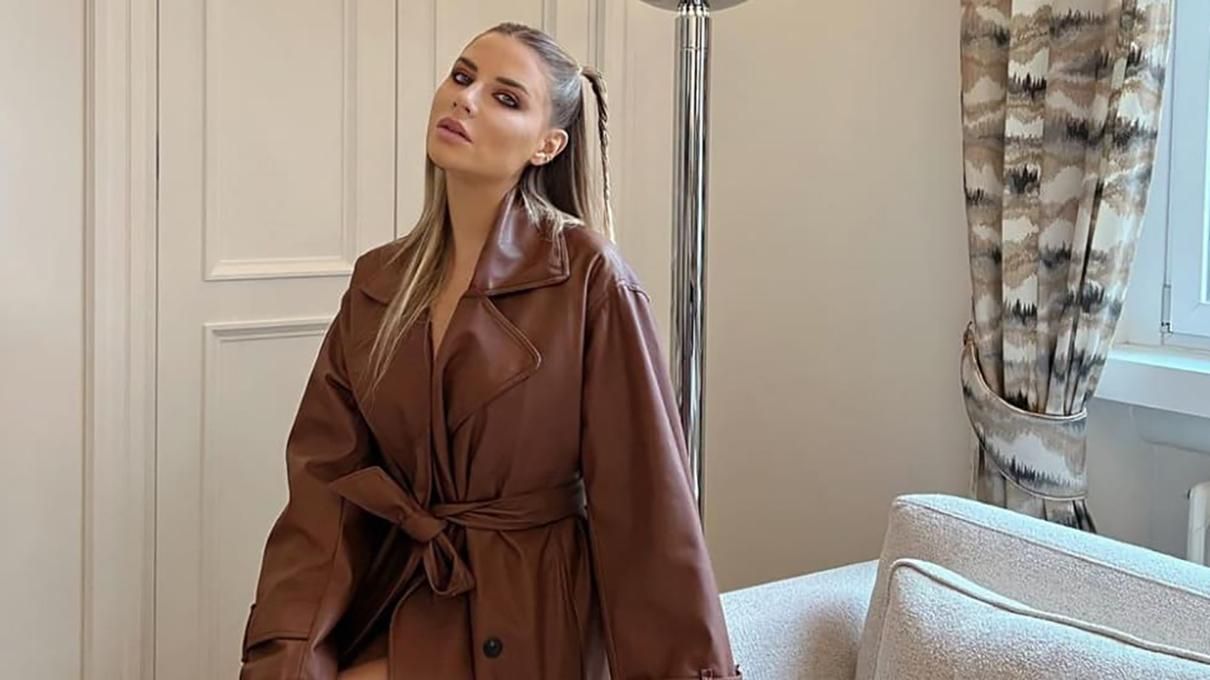 Куртка, штани і тренч: 5 шкіряних речей, які вам знадобляться навесні - Fashion Куртка, штани і тренч: 5 шкіряних речей, які вам знадобляться навесні - Fashion