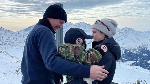 Принцесса Евгения трогательно поздравила сына с первым днем рождения: семейное фото в горах