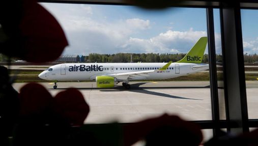 AirBaltic прекращает ночные рейсы в Украину