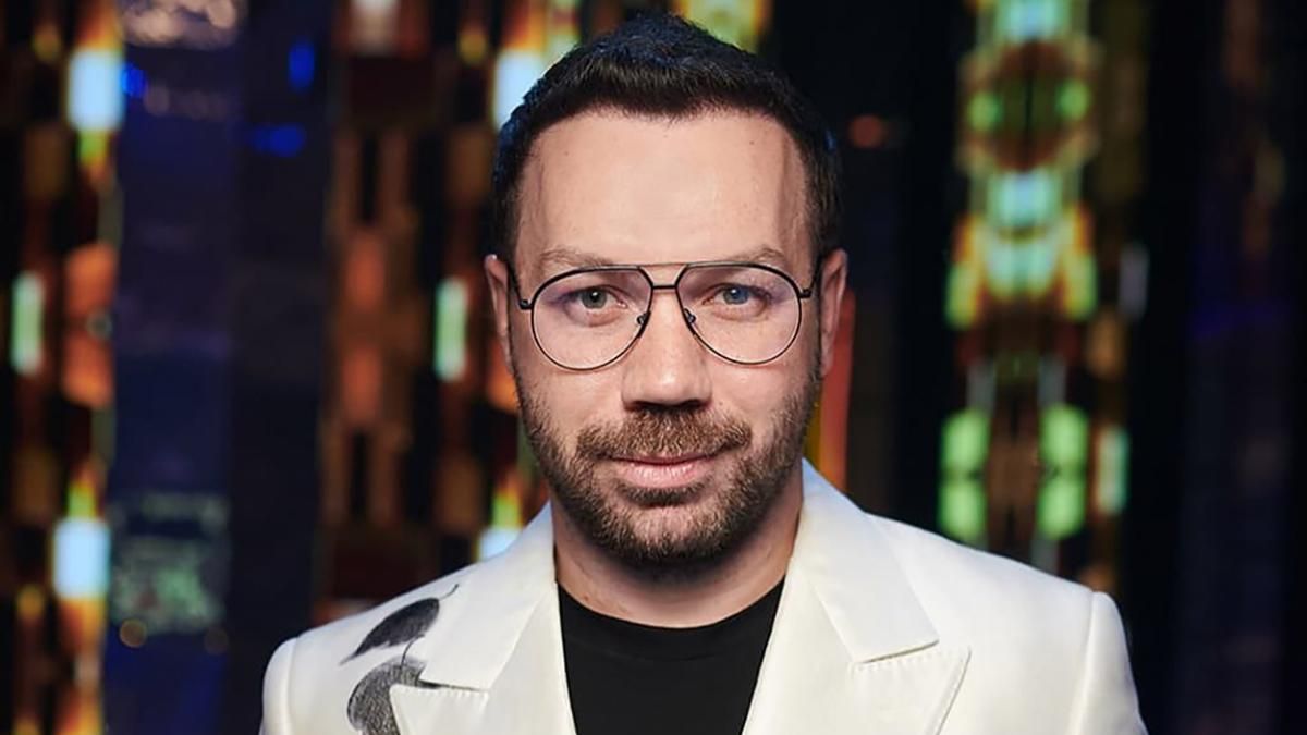 Андре Тан начинает шить теплые куртки и спальные мешки для украинцев - Fashion Андре Тан начинает шить теплые куртки и спальные мешки для украинцев - Fashion