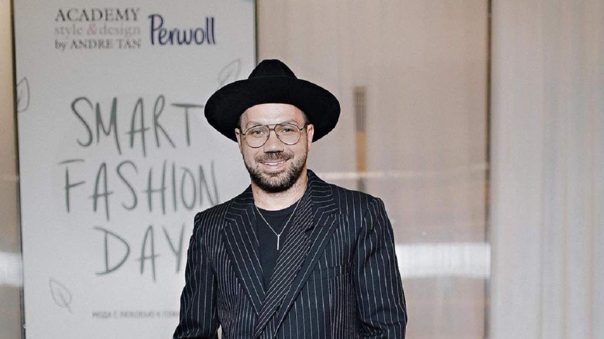 Андре Тан показал, как в мастерской шьют бронежилеты, одежду и белье для ВСУ и терробороны - Fashion Андре Тан показал, как в мастерской шьют бронежилеты, одежду и белье для ВСУ и терробороны - Fashion