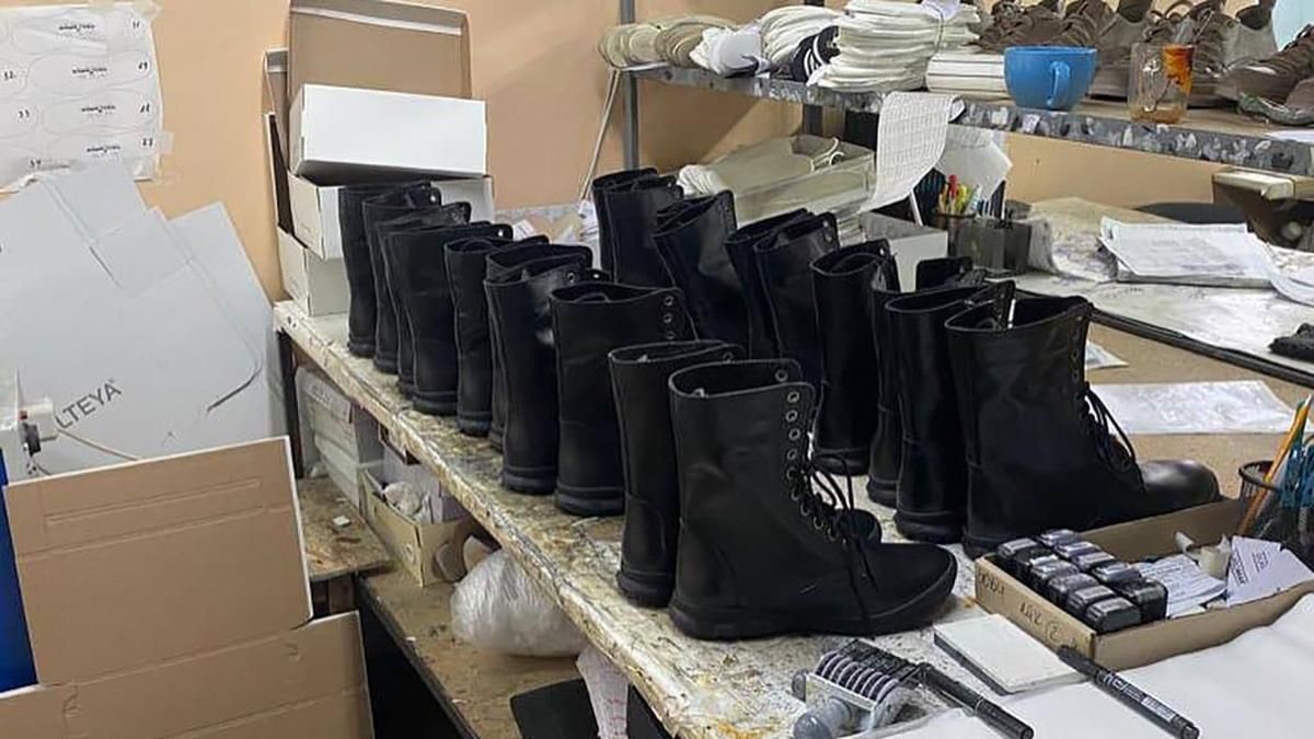 Взуттєвий бренд Kachorovska шиє берци для українських військових - Fashion Взуттєвий бренд Kachorovska шиє берци для українських військових - Fashion