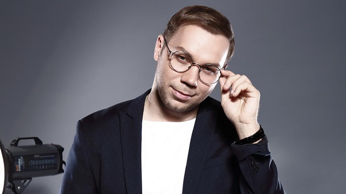 Балаклавы, жилеты, спальные мешки: Андре Тан рассказал, сколько вещей сшил для ВСУ за 2 недели - Fashion Балаклавы, жилеты, спальные мешки: Андре Тан рассказал, сколько вещей сшил для ВСУ за 2 недели - Fashion