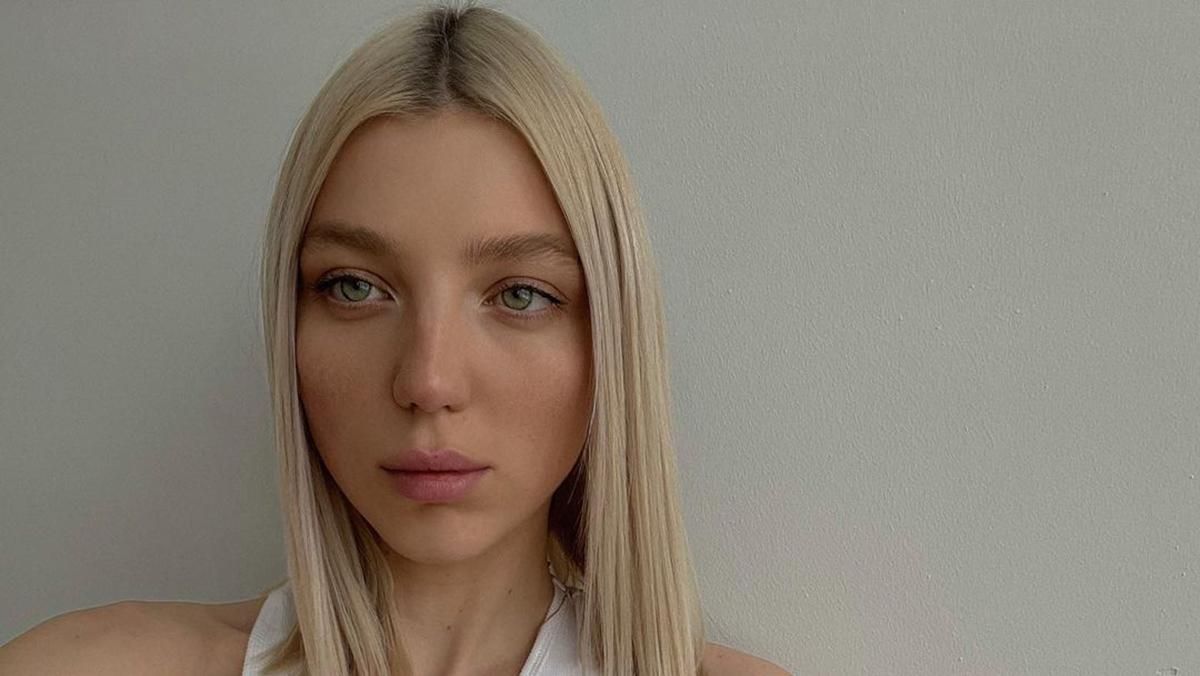 Засновниця бренду СULTNAKED знову пожертвувала українській армії 100 тисяч гривень - Fashion Засновниця бренду СULTNAKED знову пожертвувала українській армії 100 тисяч гривень - Fashion