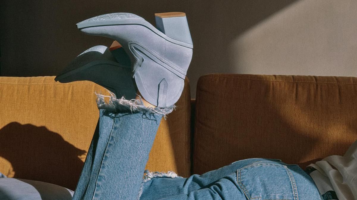 Бренды Kachorovska и Ksenia Schnaider выпустили ковбойки цвета мирного неба и пшеничных полей - Fashion Бренды Kachorovska и Ksenia Schnaider выпустили ковбойки цвета мирного неба и пшеничных полей - Fashion