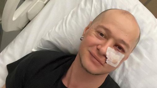 Лідер "Бумбоксу" Хливнюк показався на лікарняному ліжку за два дні після обстрілу: фото