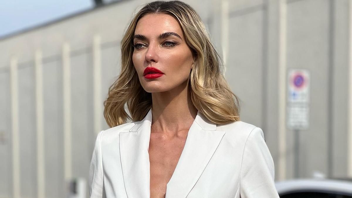 Модель Алина Байкова возмущена победителями Оскара, не упомянувших Россию, напавшую на Украину - Fashion Модель Алина Байкова возмущена победителями Оскара, не упомянувших Россию, напавшую на Украину - Fashion