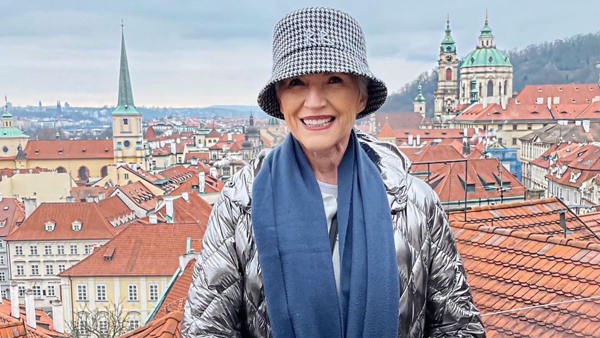 Фанатка украинской одежды: Мэй Маск надела панаму от Ruslan Baginskiy и платье от Jamemme - Fashion Фанатка украинской одежды: Мэй Маск надела панаму от Ruslan Baginskiy и платье от Jamemme - Fashion