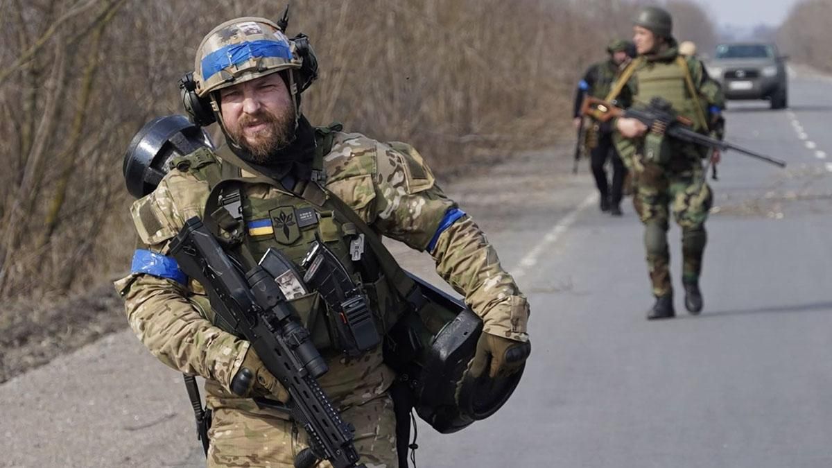 Основатель бренда Riot Division Олег Мороз служит в ВСУ: команда помогает военным - Fashion Основатель бренда Riot Division Олег Мороз служит в ВСУ: команда помогает военным - Fashion