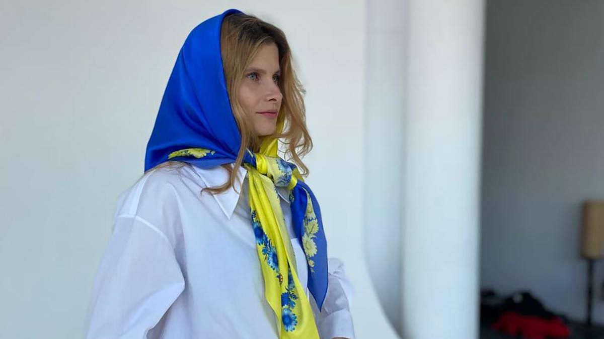 Киевский бренд создал футболки с картинами Марии Примаченко: эффектные фото с Дарьей Коломиец - Fashion