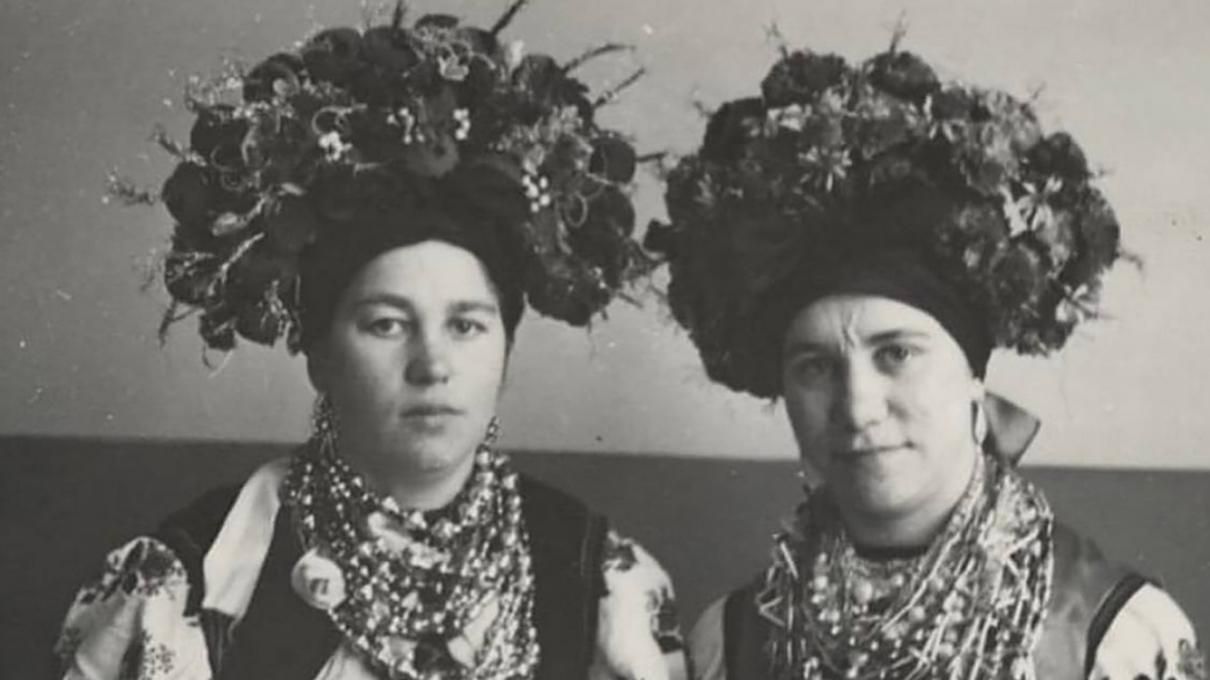 Багата культура України: традиційні прикраси українок, які актуальні сьогодні - Fashion Багата культура України: традиційні прикраси українок, які актуальні сьогодні - Fashion