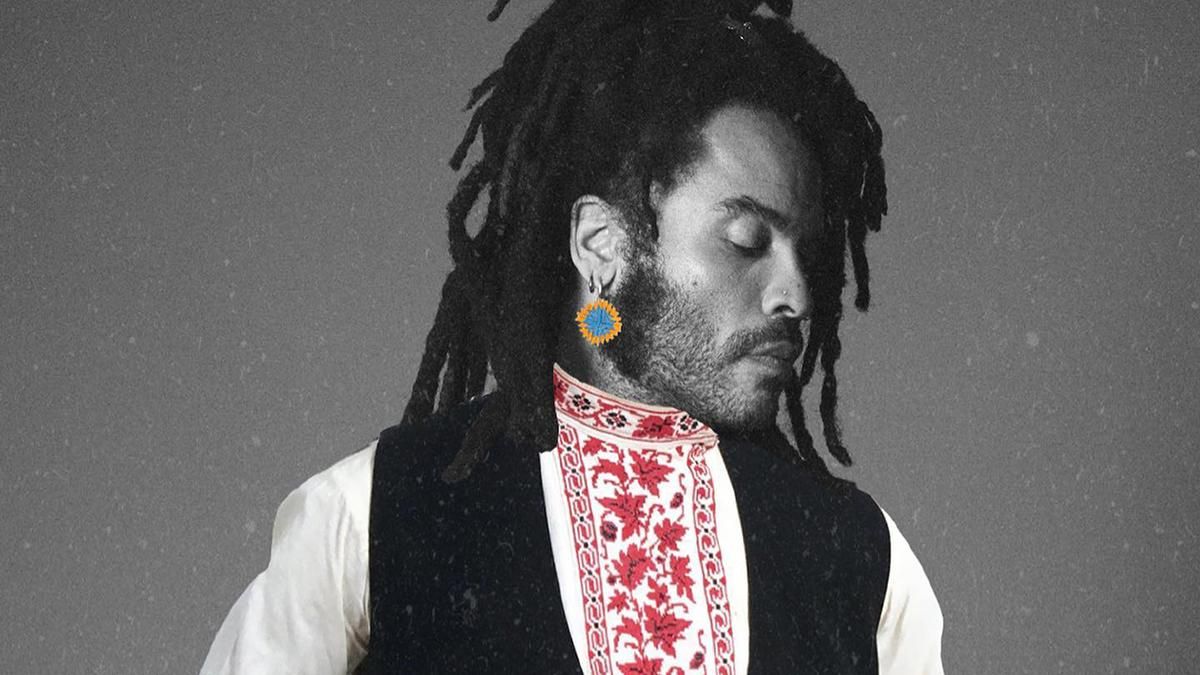 Коллажистка надела Ленни Кравица в вышиванку в знак благодарности за поддержку Украины - Fashion Коллажистка надела Ленни Кравица в вышиванку в знак благодарности за поддержку Украины - Fashion