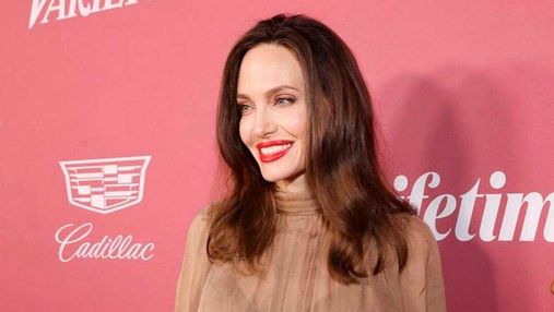 "Съемки "Холостячки": Остапчук, Решетник сыпят шутками из-за визита Анджелины Джоли во Львов