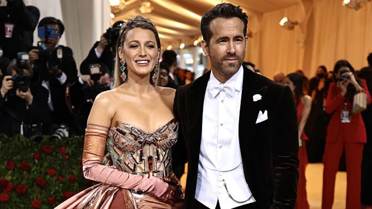 Блейк Лайвли и Райан Рейнольдс, которые помогли Украине, ошеломили волшебным выходом на Met Gala - Fashion Блейк Лайвли и Райан Рейнольдс, которые помогли Украине, ошеломили волшебным выходом на Met Gala - Fashion