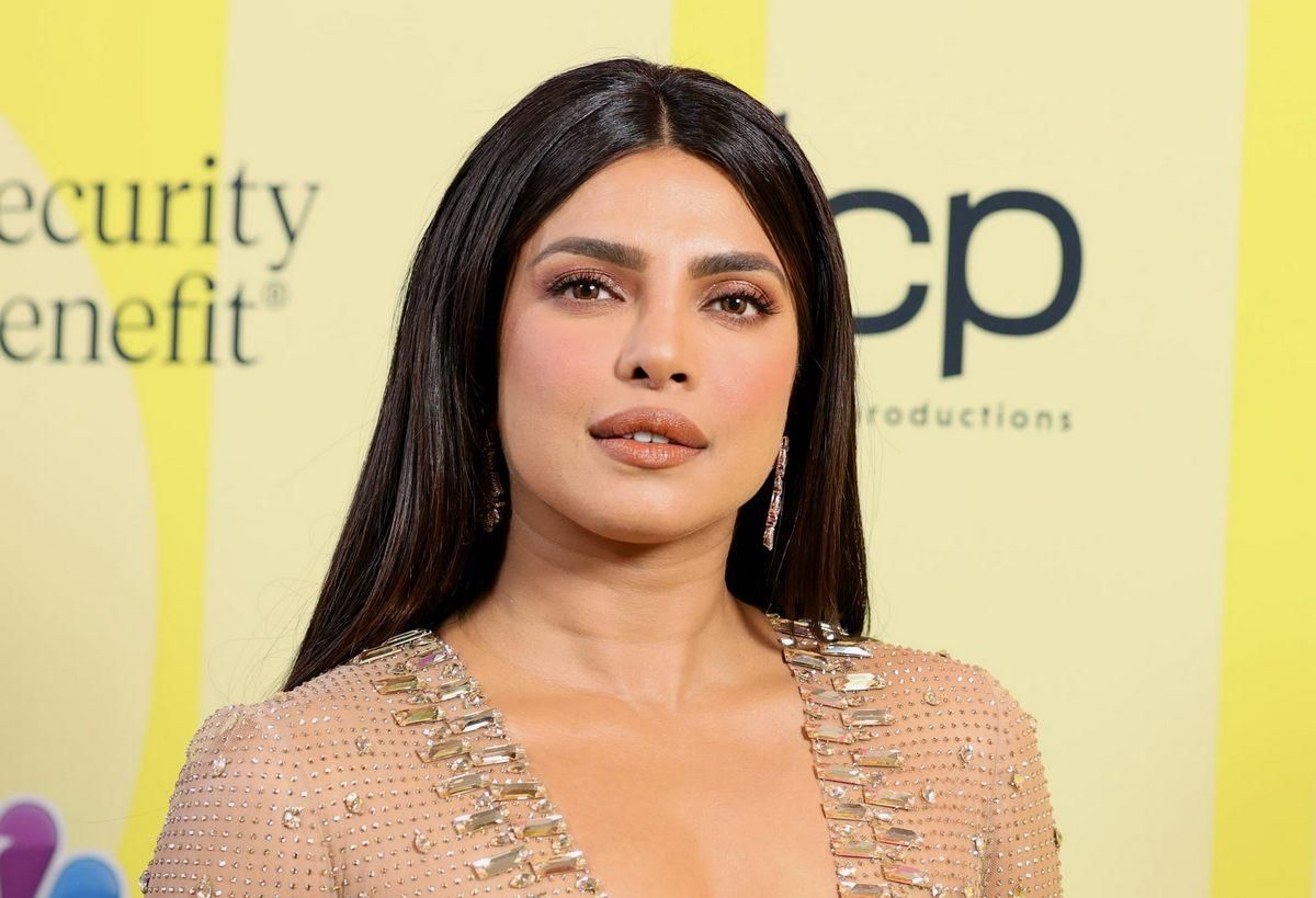 Індійська модель Пріянка Чопра опублікувала історію дівчинки з Харкова, що живе в метро - Fashion Індійська модель Пріянка Чопра опублікувала історію дівчинки з Харкова, що живе в метро - Fashion