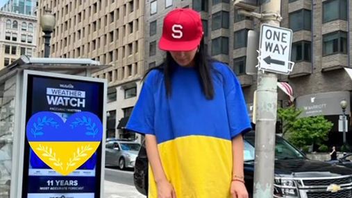 Джамала вышла на улицы Вашингтона в сине-желтой футболке: патриотический образ