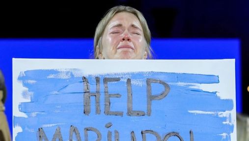 Лилия Литковская призвала спасти Мариуполь и "Азовсталь" на показе в Лондоне: щемящее фото