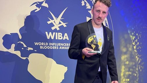 Готуйте борщ, не війну: Клопотенко отримав нагороду фуд-блогера року
