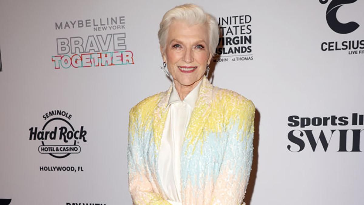 Мей Маск вийшла у світ у блакитно-жовтому кардигані на підтримку України ефектний образ - Fashion Мей Маск вийшла у світ у блакитно-жовтому кардигані на підтримку України ефектний образ - Fashion