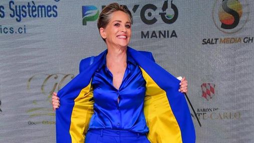 У синьо-жовтому костюмі: Шерон Стоун підтримала Україну на Каннському кінофестивалі