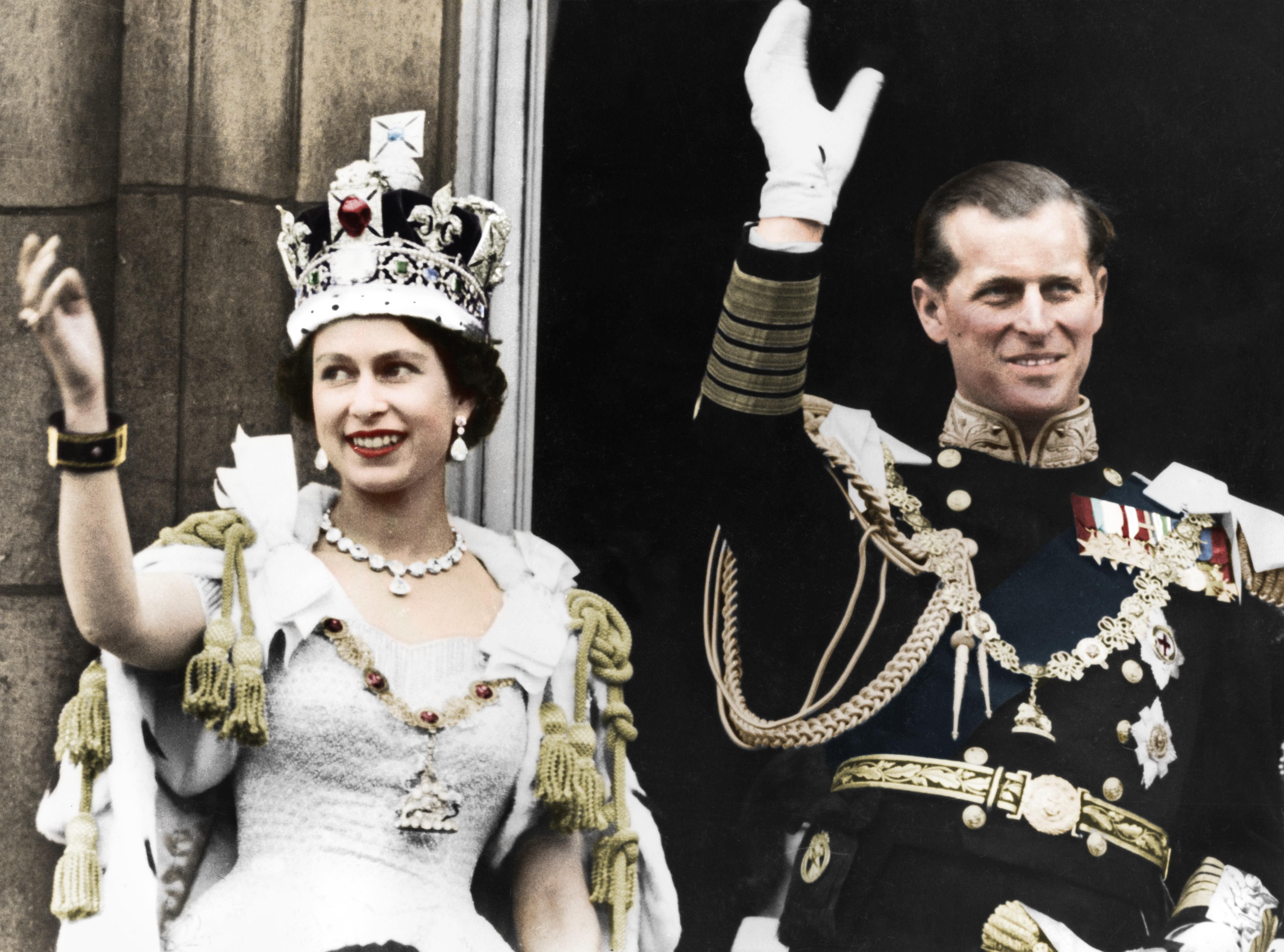 Історична сукня  британці зможуть побачити коронаційне плаття Єлизавети II - Fashion