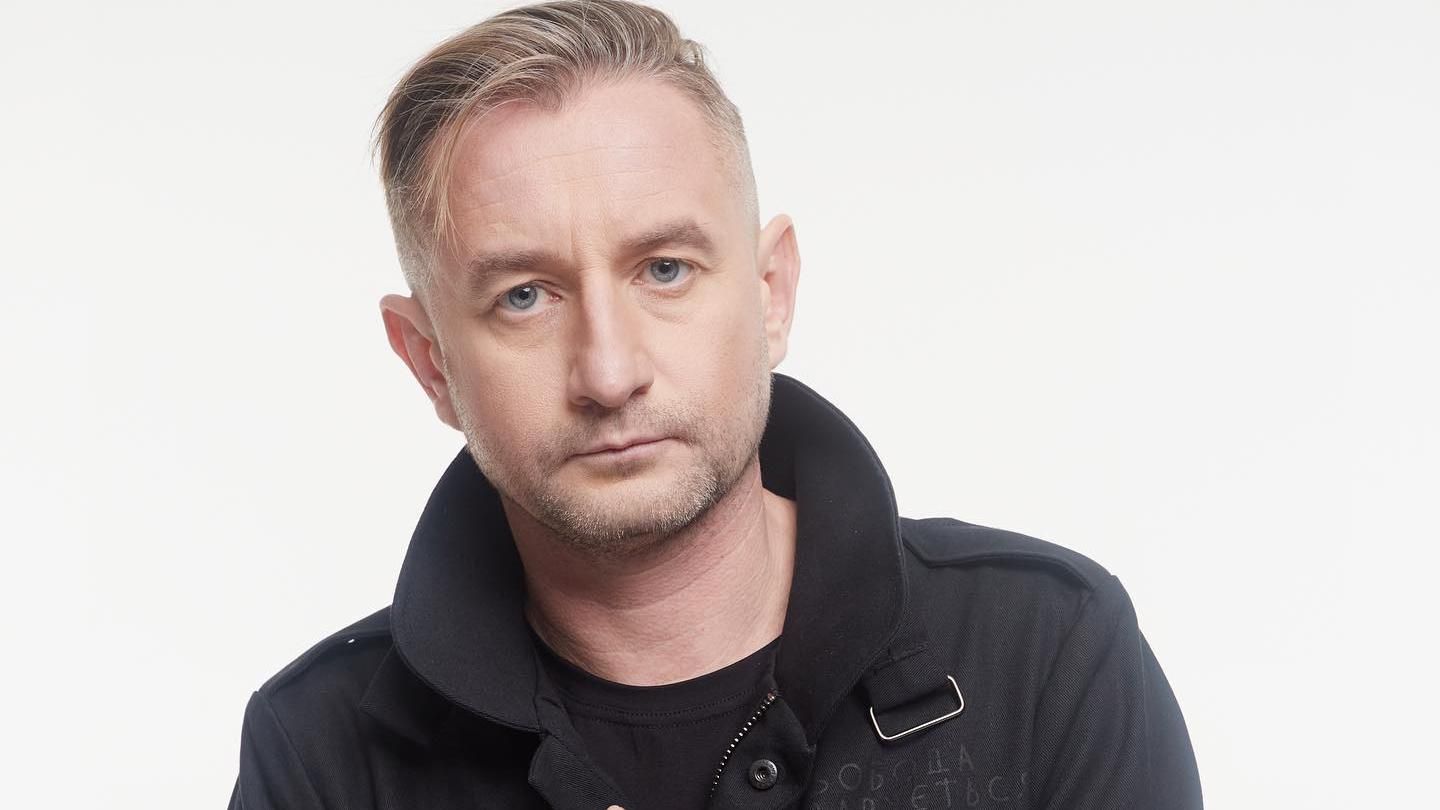 Жадан выпустил футболки с цитатами – где можно купить Жадан выпустил футболки с цитатами – где можно купить