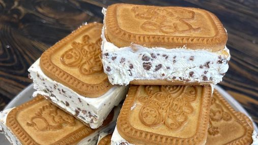 Як приготувати ванільне морозиво: рецепт з крихтами шоколаду в печиві