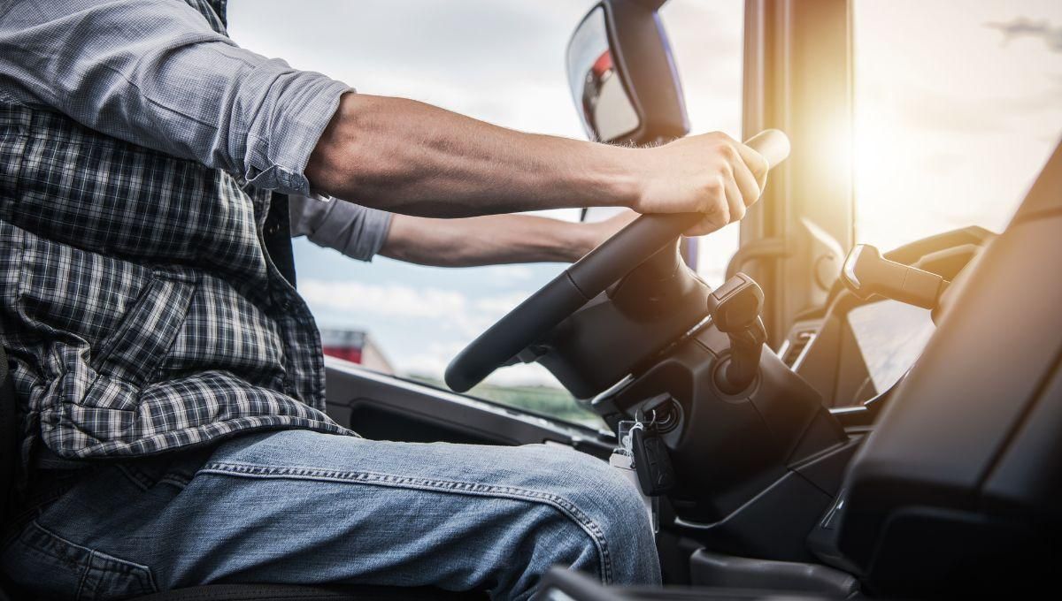 С Днем дальнобойщика 2022 – картинки, поздравления в прозе и стихах С Днем дальнобойщика 2022 – картинки, поздравления в прозе и стихах