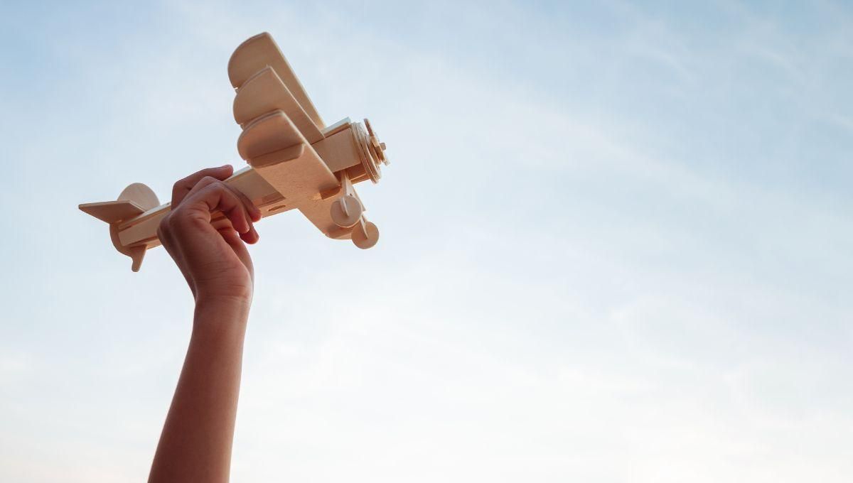 З Днем авіації в Україні 2022 – картинки, привітання та історія свята З Днем авіації в Україні 2022 – картинки, привітання та історія свята