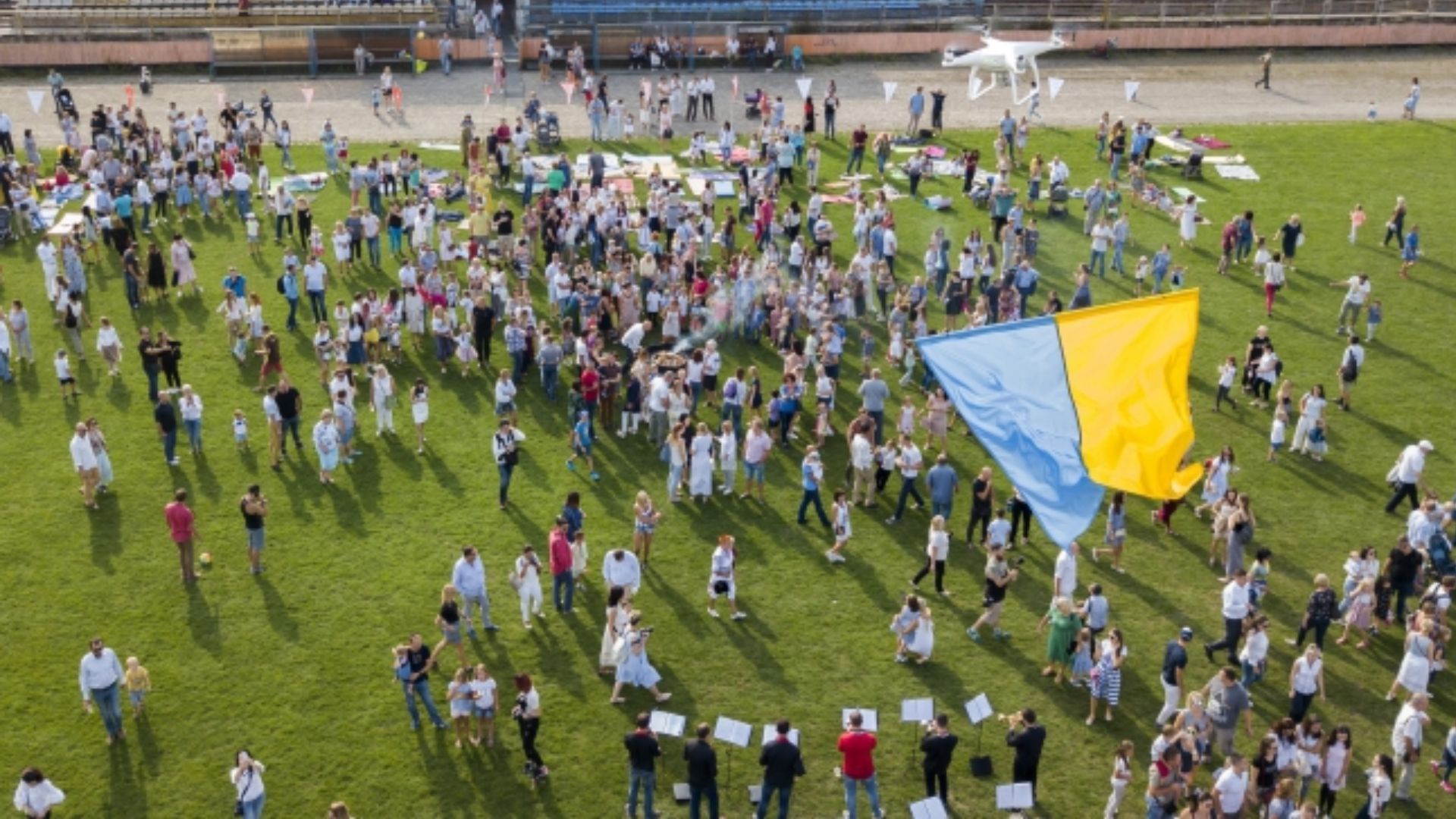 Приклади флешмобів та танців на 1 вересня Приклади флешмобів та танців на 1 вересня